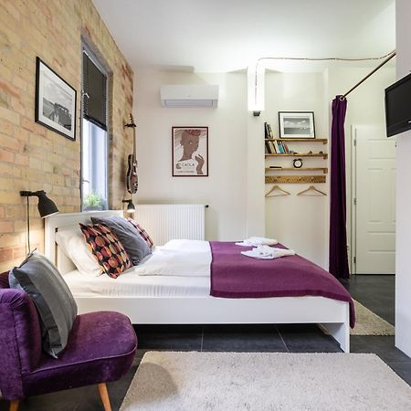 Paulay Deluxe Studio Apartment Budapest Luaran gambar