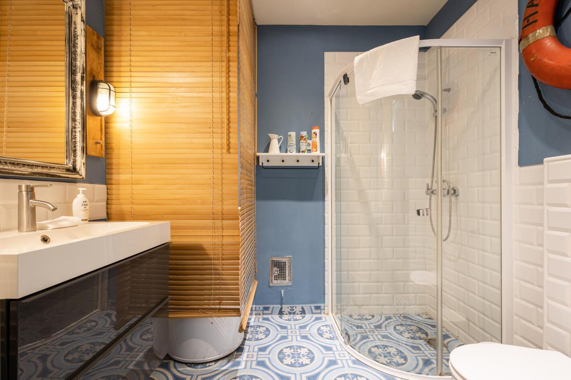 Paulay Deluxe Studio Apartment Budapest Luaran gambar