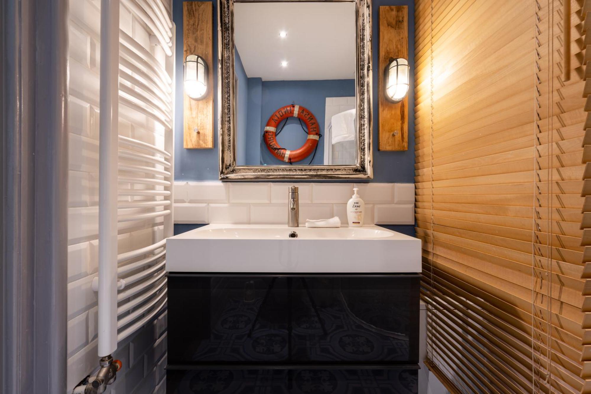 Paulay Deluxe Studio Apartment Budapest Luaran gambar